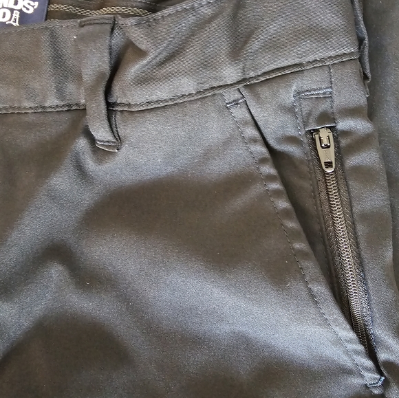 LandsEnd Boys Active Chino Uniform Shorts - Picture 4 of 4